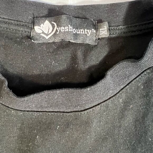 Yeshibounty Floral Tee - Picture 2 of 3